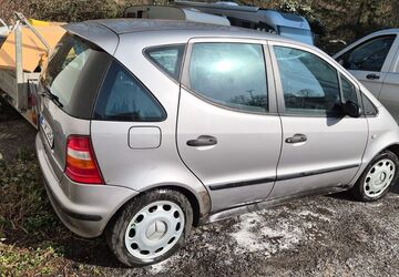 Mercedes-Benz A 140 105.648 km 1.000 &euro; ESSEN 45141