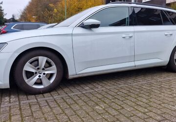 Skoda Superb 235.000 km 11.500 &euro; Essen 45277