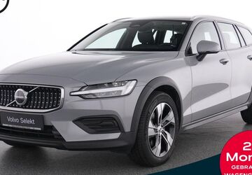 Volvo V60 Cross Country 26.927 km 34.980 &euro; Essen-Kray 45309