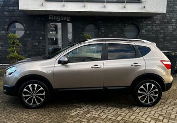 Nissan Qashqai 51.998 km 9.999 &euro; Voerde 46562