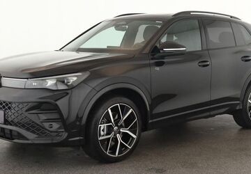 VW Tiguan 20.400 km 47.684 &euro; Düsseldorf 40233