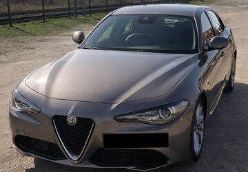 Alfa Romeo Giulia 96.000 km 17.900 &euro; Oberhausen 46049