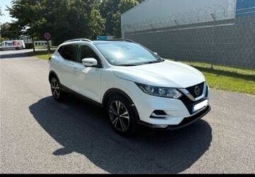 Nissan Qashqai 61.500 km 18.290 &euro; Gelsenkirchen 45888