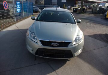 Ford Mondeo 269.000 km 2.880 &euro; Bottrop 46242