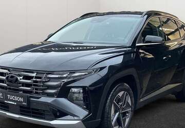 Hyundai TUCSON 15.677 km 29.490 &euro; Dinslaken 46535