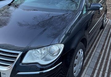 VW Touran 234.900 km 5.000 &euro; Essen 45355