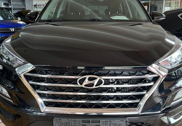 Hyundai TUCSON 100.000 km 16.990 &euro; Oberhausen 46145
