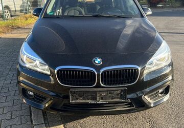 BMW 218 80.000 km 15.499 &euro; Düsseldorf 40231