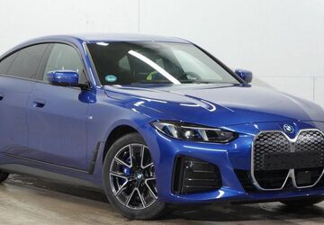 BMW i4 12.500 km 47.990 &euro; Meerbusch 40668