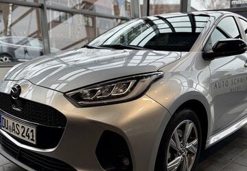 Mazda 2 Hybrid 3.106 km 25.995 &euro; Duisburg 47166