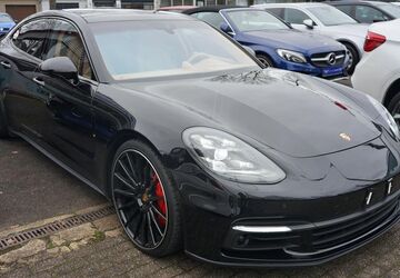 Porsche Panamera 120.000 km 64.950 &euro; Krefeld 47807
