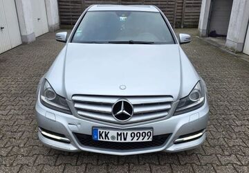 Mercedes-Benz C 250 214.715 km 12.000 &euro; krefeld 47804