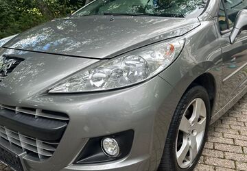 Peugeot 207 118.756 km 3.200 &euro; Essen 45276