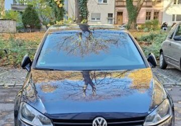 VW Golf 96.303 km 8.300 &euro; Essen 45141