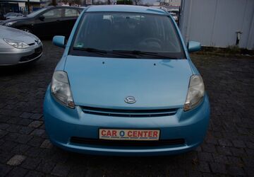 Daihatsu Sirion 149.000 km 2.450 &euro; Bottrop 46242