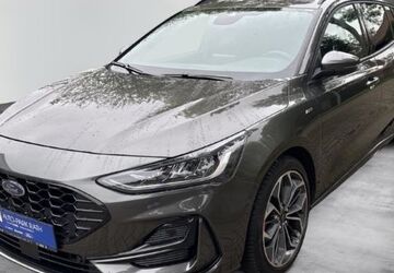 Ford Focus 32.023 km 19.480 &euro; Düsseldorf 40472