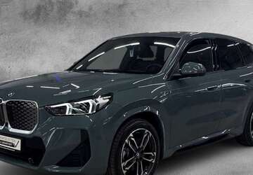 BMW iX1 7.344 km 54.061 &euro; Krefeld 47800