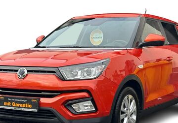 SsangYong Tivoli 43.925 km 10.180 &euro; Duisburg 47249