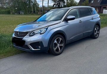 Peugeot 5008 77.812 km 18.700 &euro; Oberhausen 46147