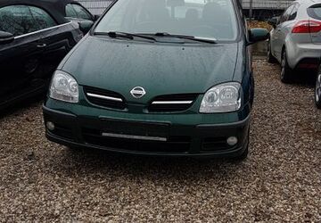 Nissan Almera Tino 171.000 km 1.600 &euro; Duisburg 47059