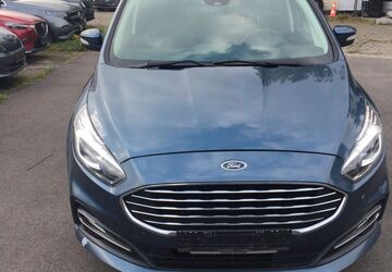 Ford S-Max 227.501 km 8.800 &euro; Gelsenkirchen 45886