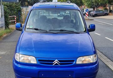 Citroen Berlingo 91.873 km 3.500 &euro; Düsseldorf 40549