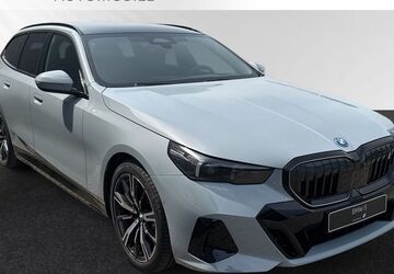 BMW i5 9.500 km 68.990 &euro; Moers 47441