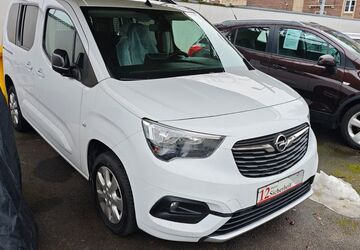 Opel Combo 69.000 km 18.700 &euro; Essen 45136