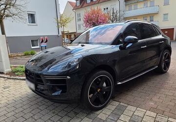 Porsche Macan 121.700 km 22.900 &euro; Düsseldorf 40474