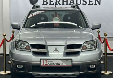 Mitsubishi Outlander 90.982 km 9.999 &euro; Oberhausen 46049