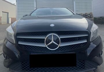 Mercedes-Benz A 180 232.000 km 6.600 &euro; Wesel 46485