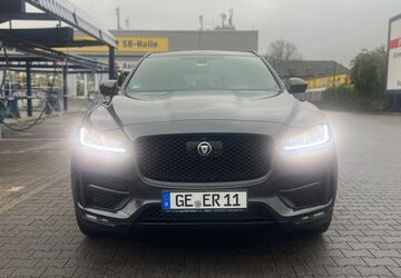 Jaguar F-Pace 168.000 km 18.999 &euro; Gelsenkirchen 45897