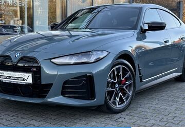 BMW i4 25.077 km 56.440 &euro; Mülheim 45472