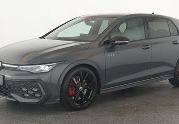 VW Golf 7.900 km 40.284 &euro; Düsseldorf 40233