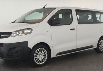 Opel Vivaro 65.500 km 25.884 &euro; Düsseldorf 40233