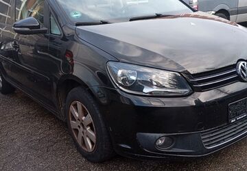 VW Touran 310.000 km 3.900 &euro; Düsseldorf 40219