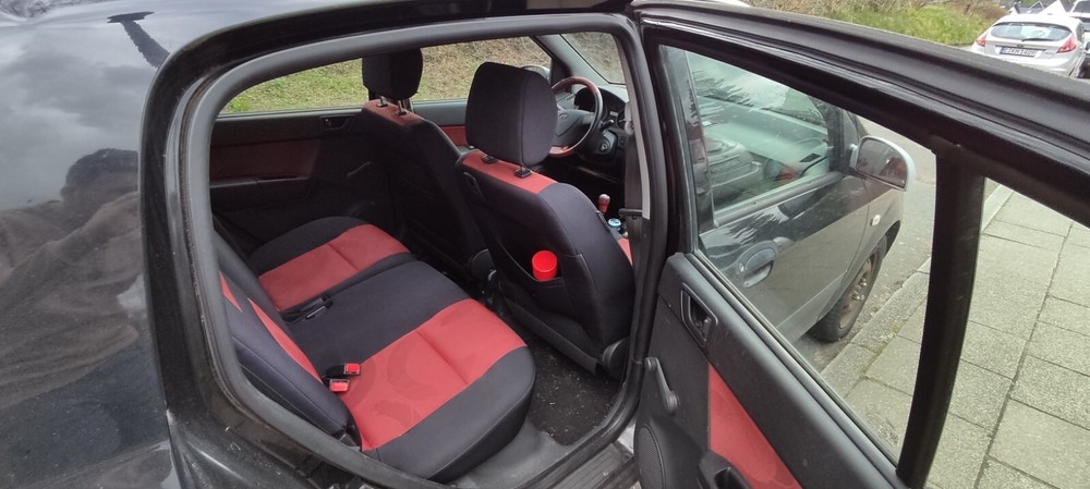 Hyundai Getz 127.000 km 1.200 &euro; Essen 45121