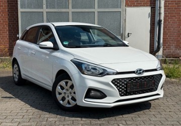 Hyundai i20 99.173 km 8.499 &euro; Oberhausen 46049