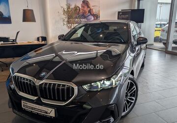 BMW 550 12.999 km 72.790 &euro; Duisburg 47119