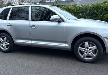 Porsche Cayenne 301.121 km 6.890 &euro; Essen 45356