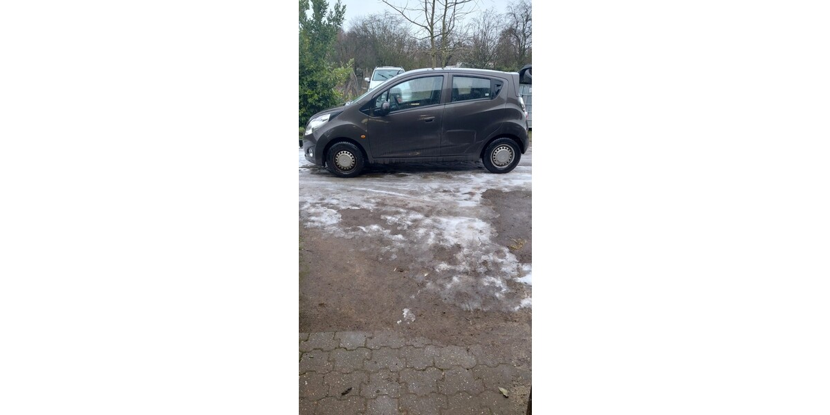 Chevrolet Spark 135.915 km 1.400 &euro; Neukirchen-Vluyn 47506