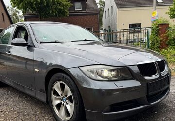 BMW 318 241.000 km 2.800 &euro; Oberhausen 46119