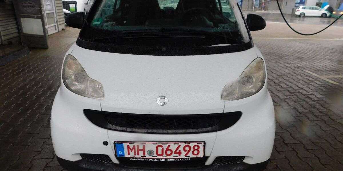 Smart forTwo 136.820 km 2.999 &euro; Mülheim an der Ruhr 45473