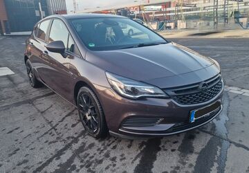 Opel Astra 122.000 km 7.999 &euro; Duisburg 47055