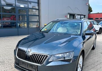 Skoda Superb 107.200 km 18.199 &euro; Oberhausen 46145