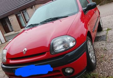 Renault Clio 86.000 km 2.650 &euro; Wesel 46485