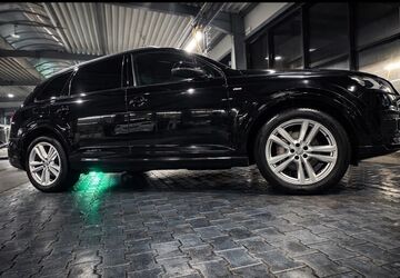 Audi Q7 150.000 km 36.499 &euro; Duisburg 47166