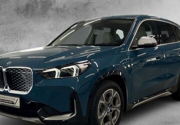 BMW iX1 5.318 km 47.192 &euro; Krefeld 47800