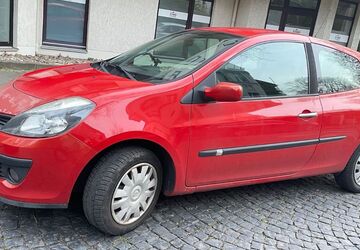 Renault Clio 180.000 km 1.700 &euro; Bochum 44809