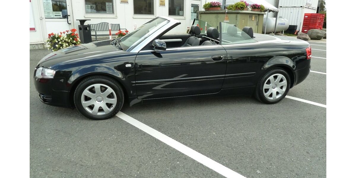 Audi A4 Cabrio 1.8 T Leder E-dach Navi kl. Mängel 161.000 km 3.900 &euro; Ratingen 40885